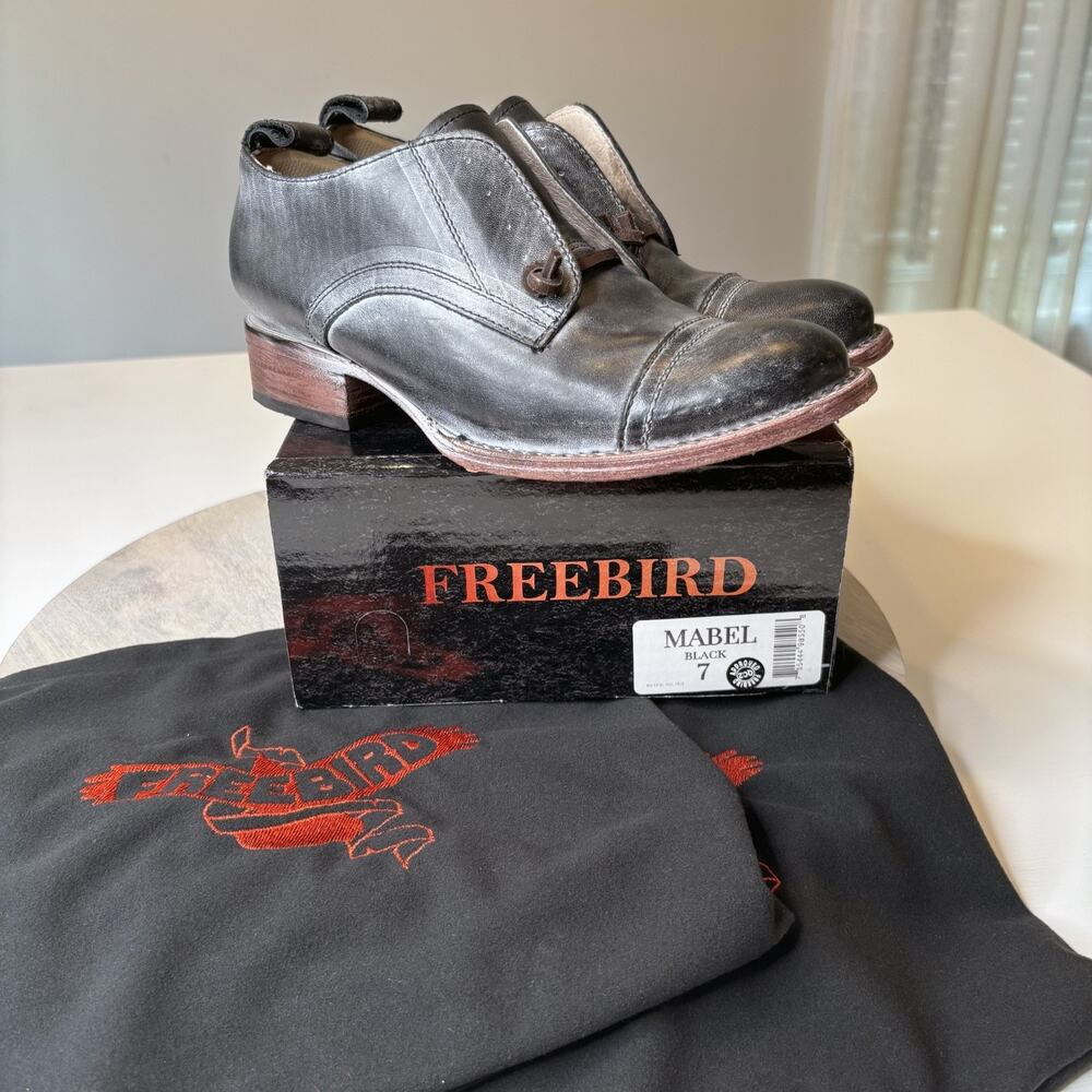 Freebird by Steven Mabel Black Leather Ankle Booties Women’s Size 7 Distressed